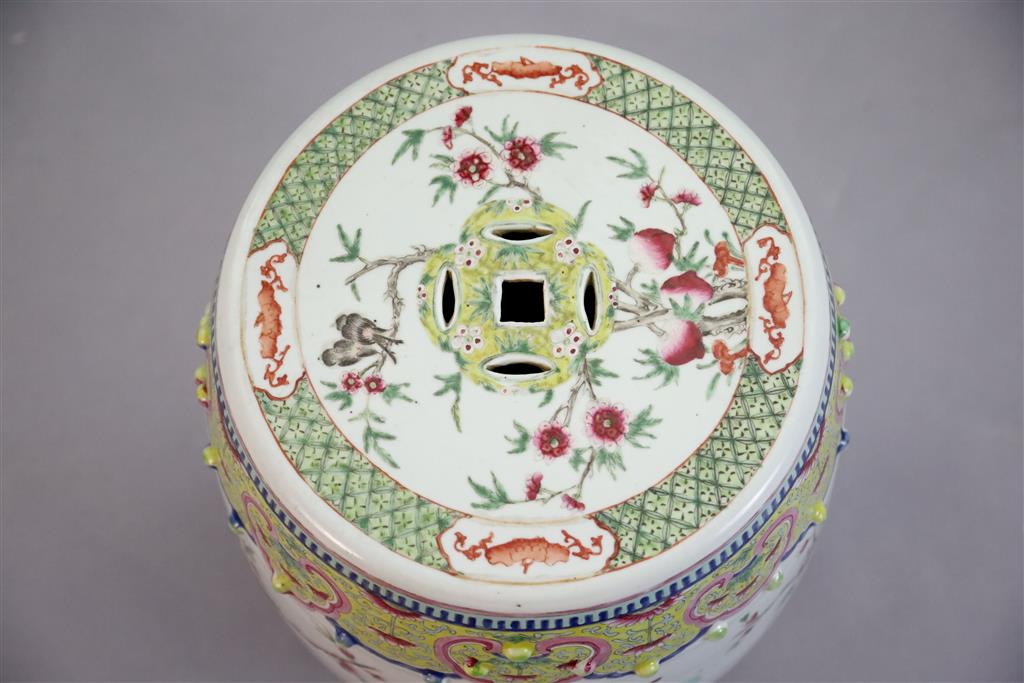A Chinese famille rose garden seat, late 19th century, 46cm high